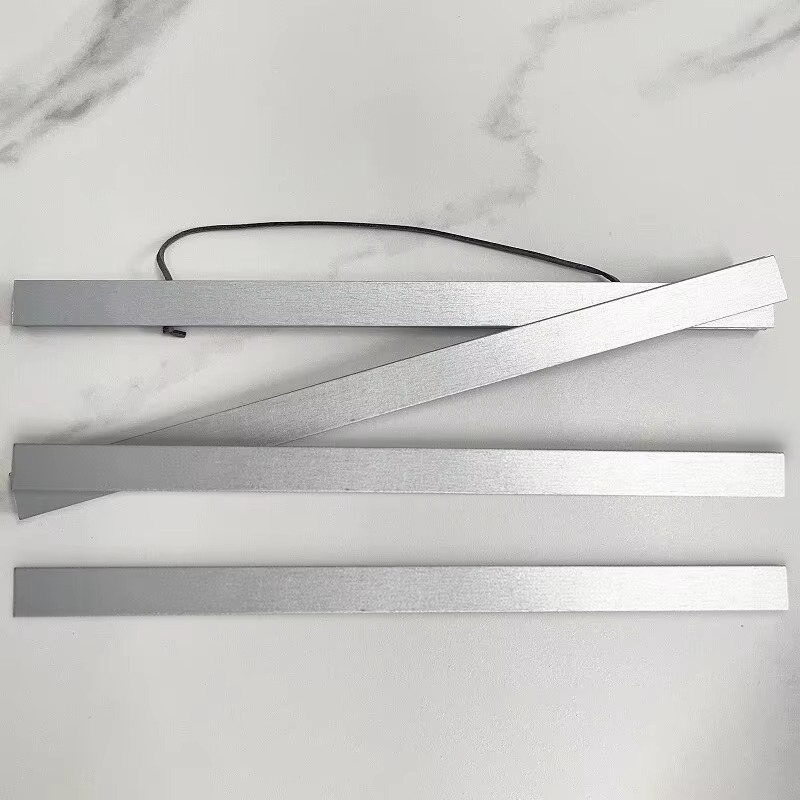 Magnetic Poster Frame – Easy Hang Canvas Wall Art Display