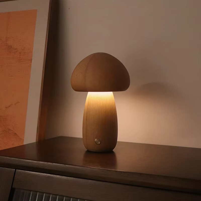 Wooden Mushroom Night Light – Soft Glow Bedside Lamp with Natural Style